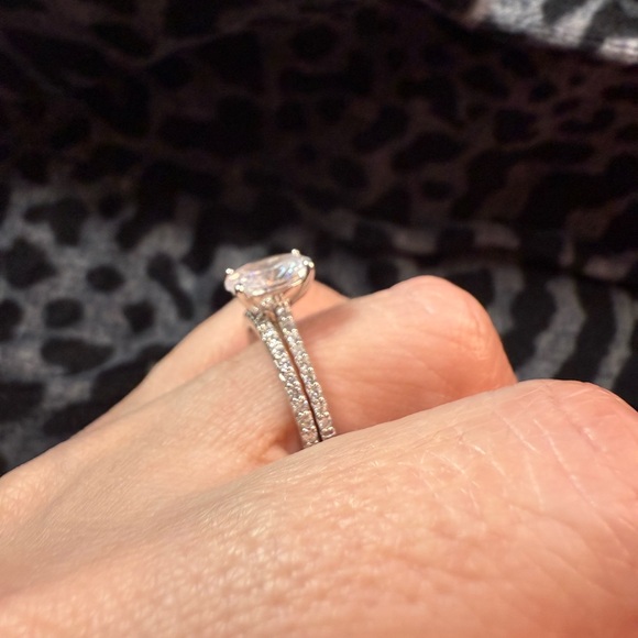 Women’s CZ Wedding set - Picture 3 of 3